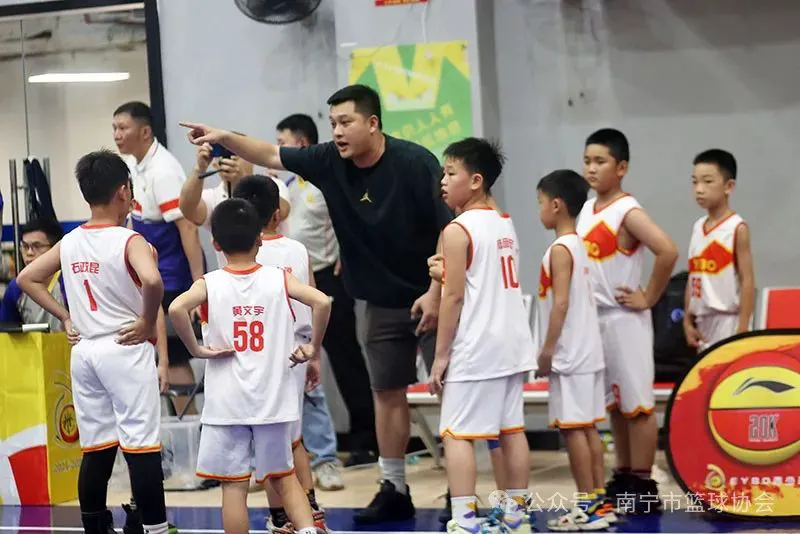 为什么智能预警能帮助篮球教练更好地指导球员_0